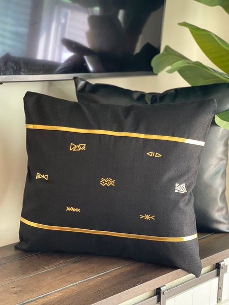 Modern Super Black/ Gold Pillowcase